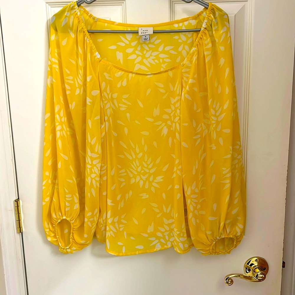 Yellow flowing peasant shirt, by a new day in size medium